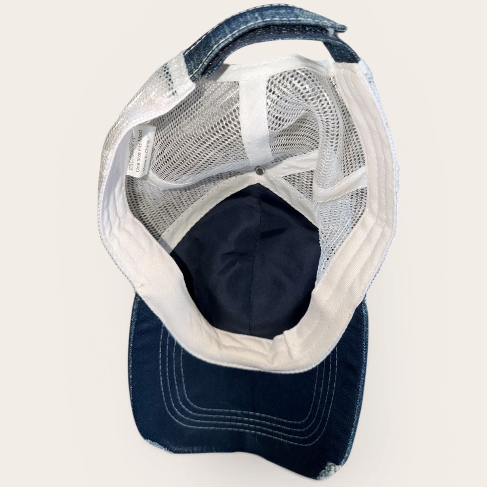 Baseball cap - Picture 2 of 3